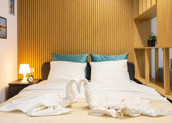 아파트 Fullview Deluxe, Free Underground Parking 티미쇼아라