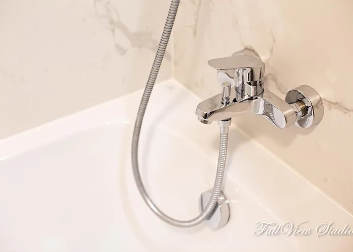 Fullview Deluxe, Free Underground Parking 티미쇼아라